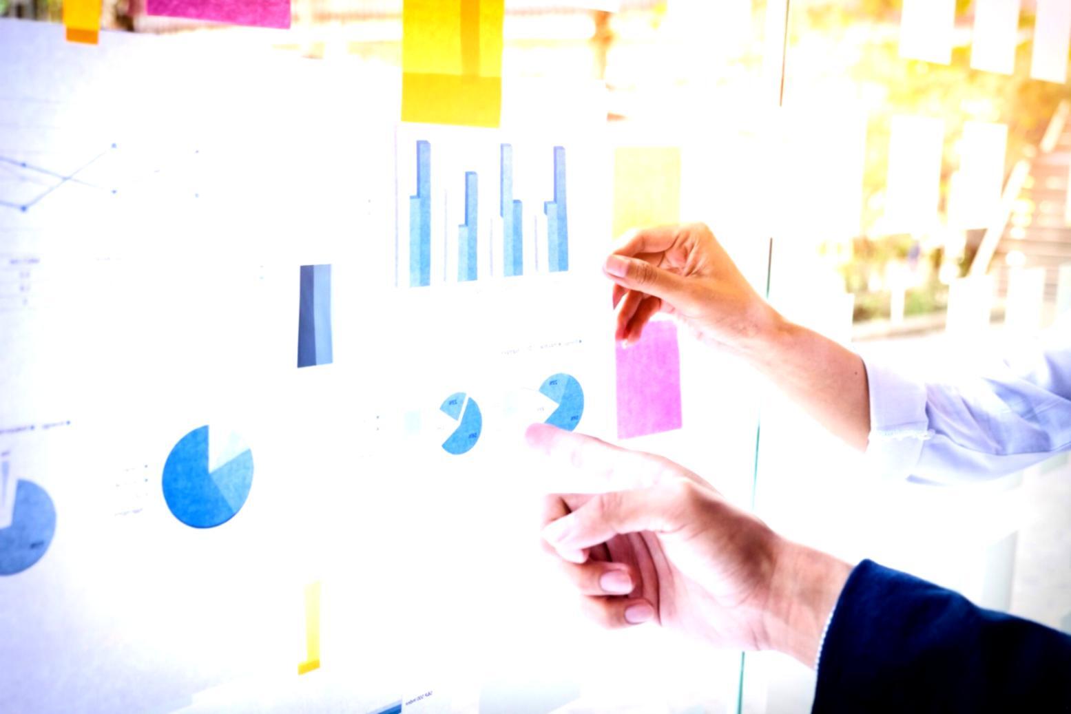 Interface d'analyse de données SEO montrant les métriques clés